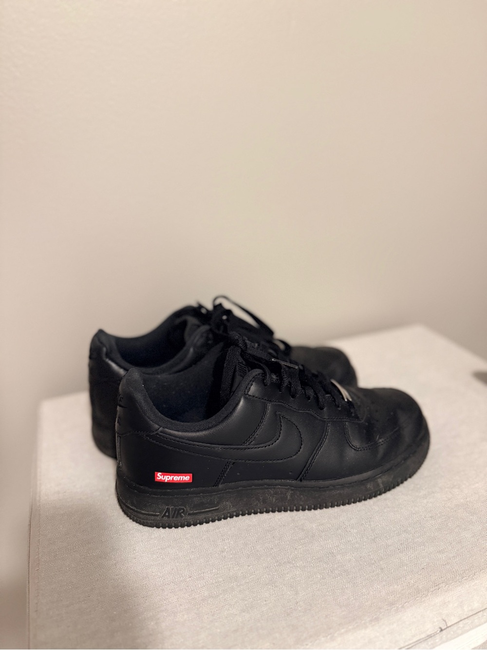 Supreme/Nike Collab Air Force 1’s Black Sneakers